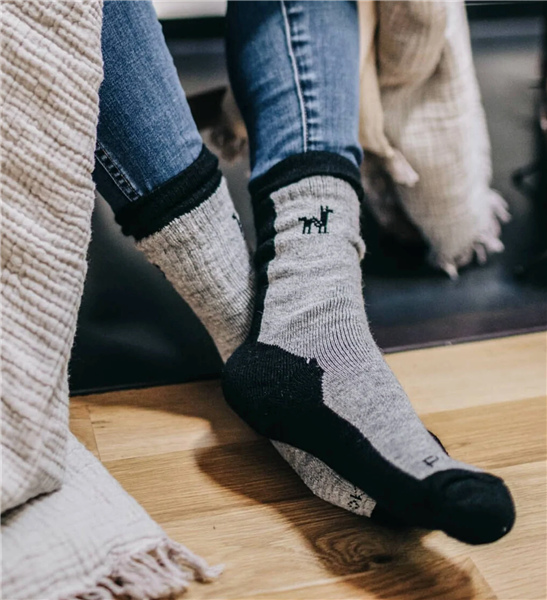 Alpaca Unisex Hiker Socks Black